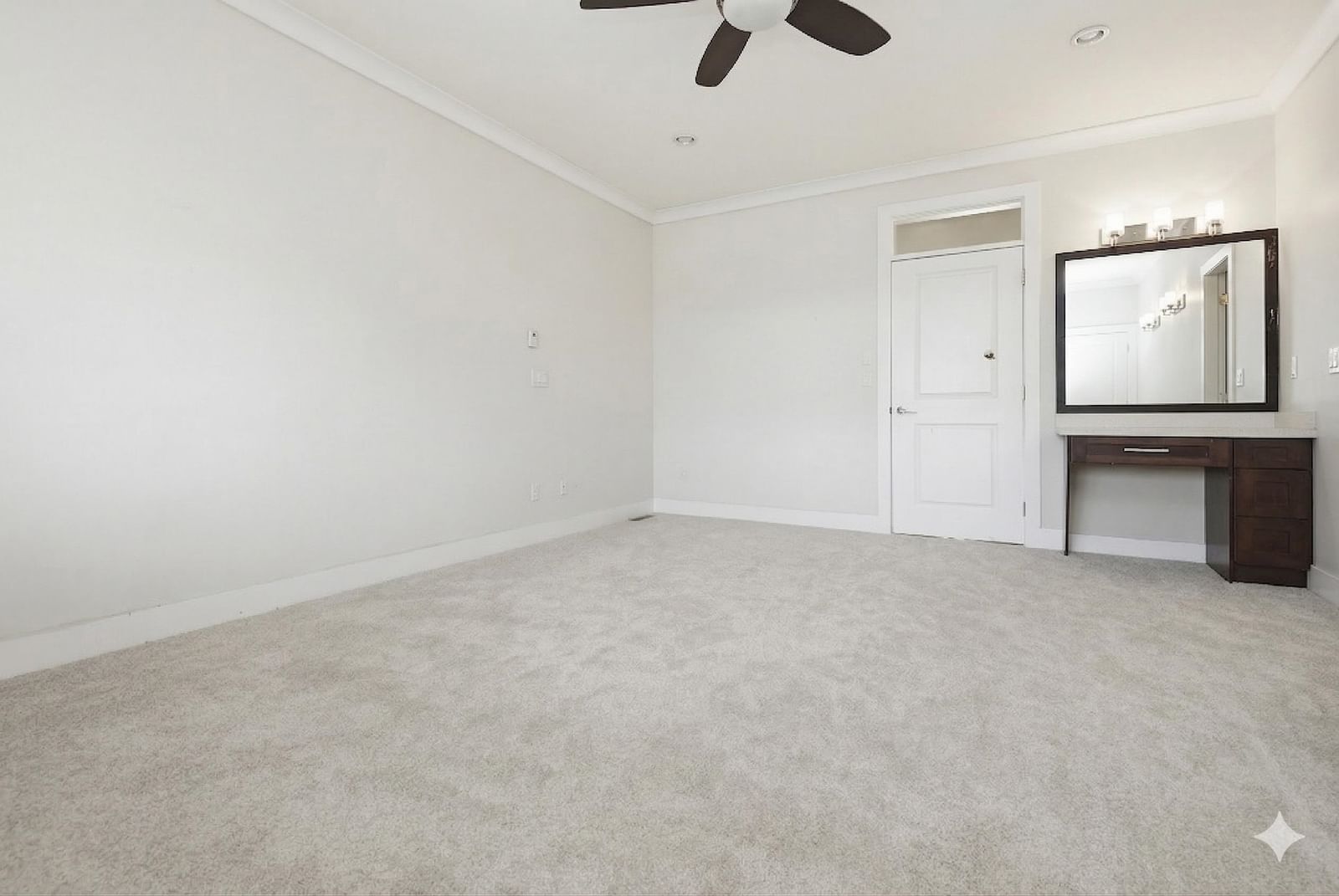 Listing Image 30