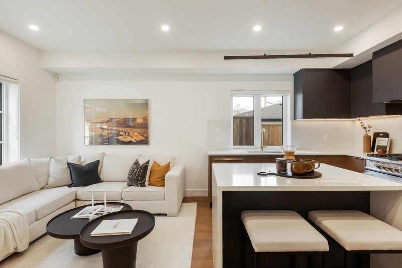 1 - 552 Kaslo Street, Vancouver, V5K 3Z2 | Image 3