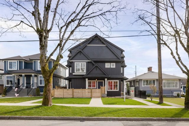 1 - 550 Kaslo Street