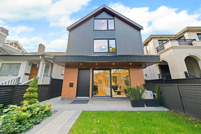 1 - 3466 W 22nd Avenue