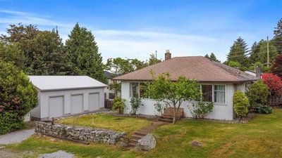 7489 Maple Street | Mission | Image