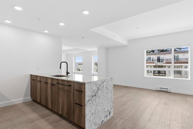 309 - 3590 39th Avenue W