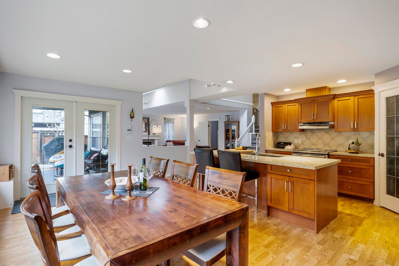 Listing Image 12