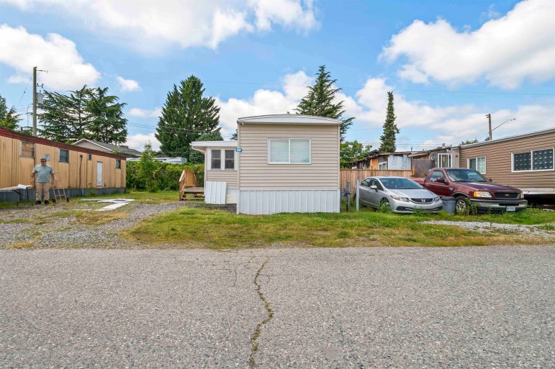 9B - 26892 Fraser Highway