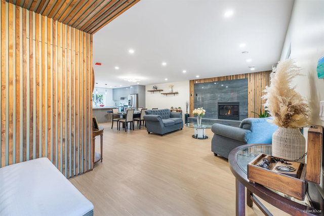 Upper House - 8926 Shepherd Way