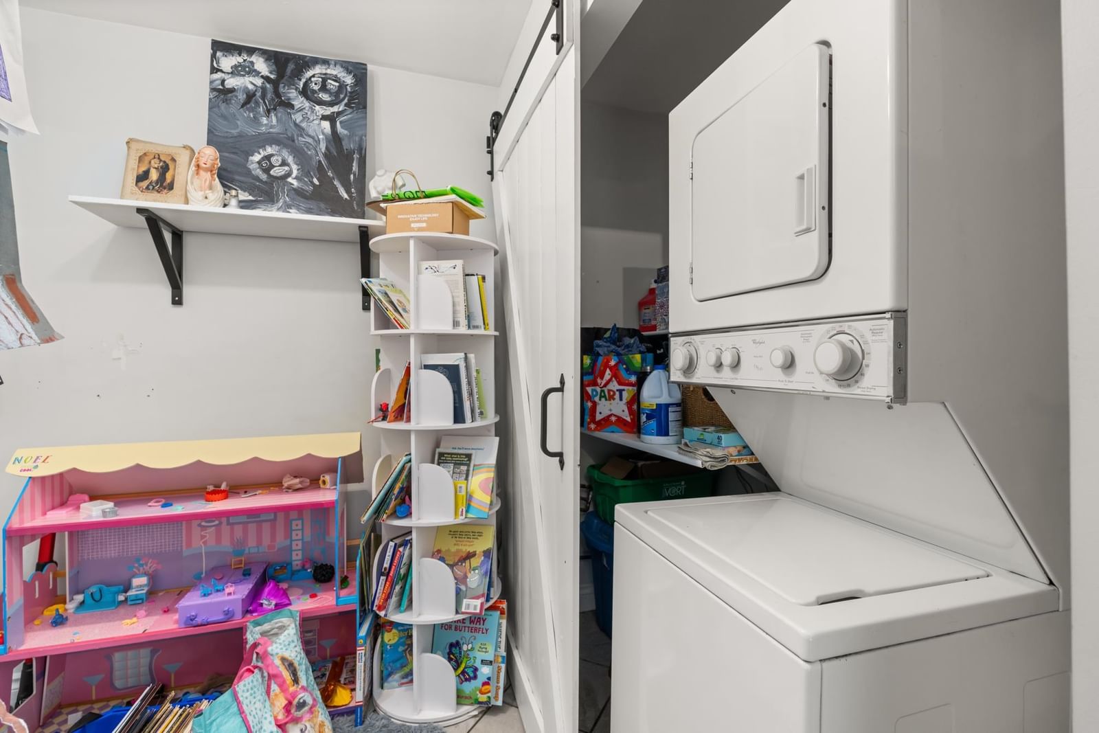 Listing Image 13