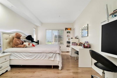 106 10675 138a Street | Surrey | Image