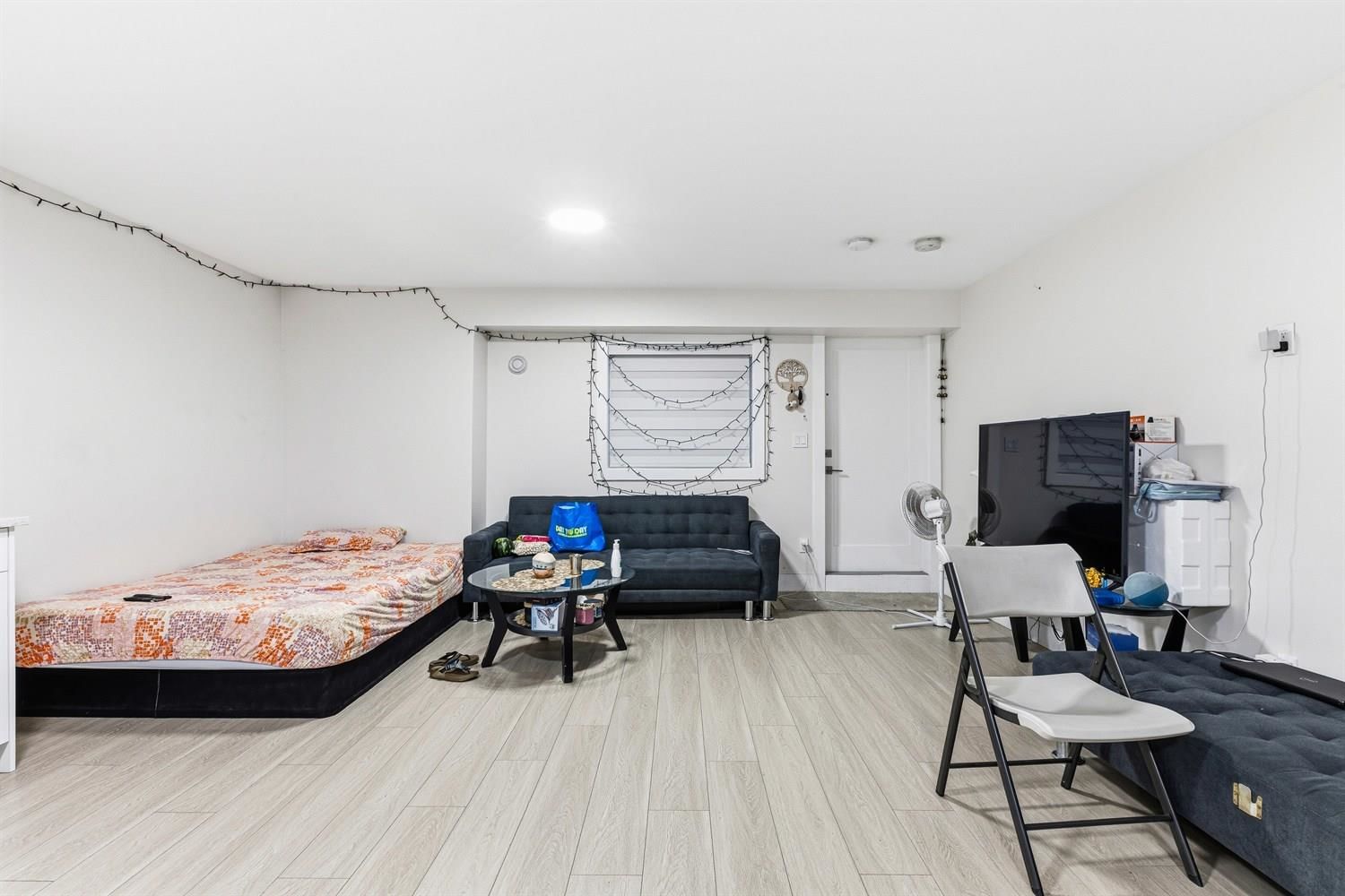 Listing Image 33