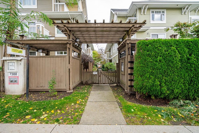160 - 7388 Macpherson Avenue, Burnaby, V5J 0A1 | Image 2