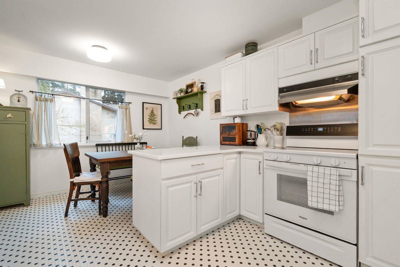 5896 Carter Road, Chilliwack, V2R 3J8 | Image 3