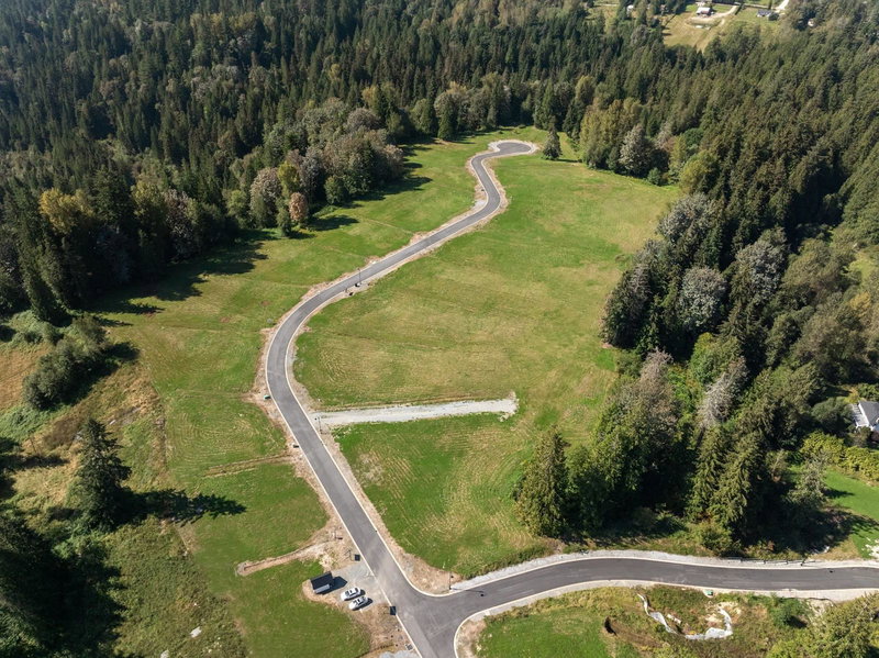 32415 Silver Creek Drive, Mission, V2V 0L7 | Image 2