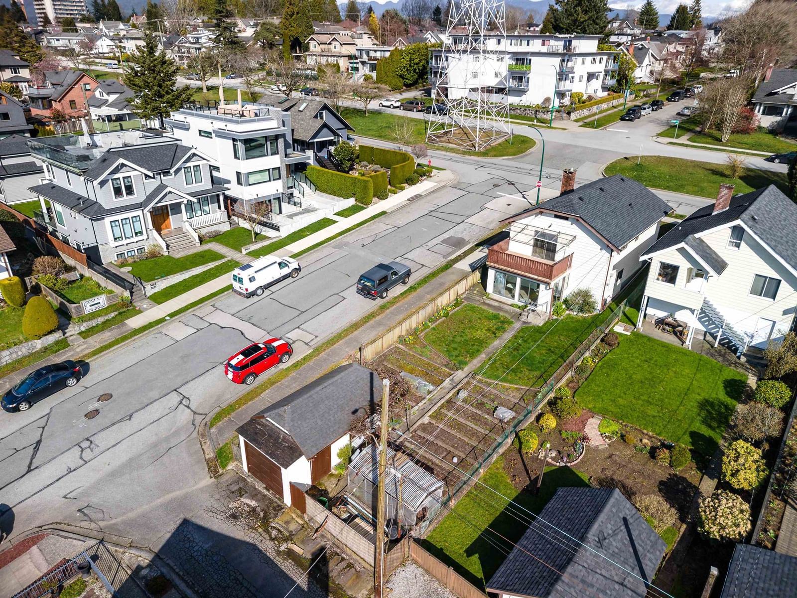 Listing Image 6