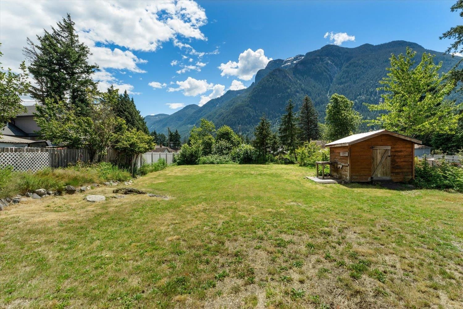 Listing Image 8