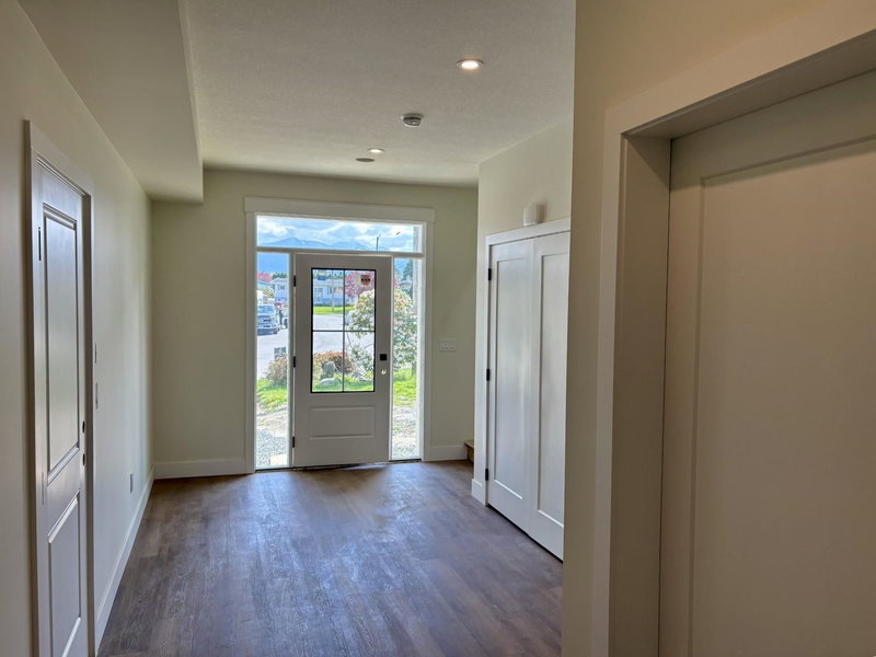 10165 Hymar Drive, Chilliwack, V2P 5T5 | Image 3