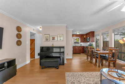 6717 141 Street | Surrey | Image