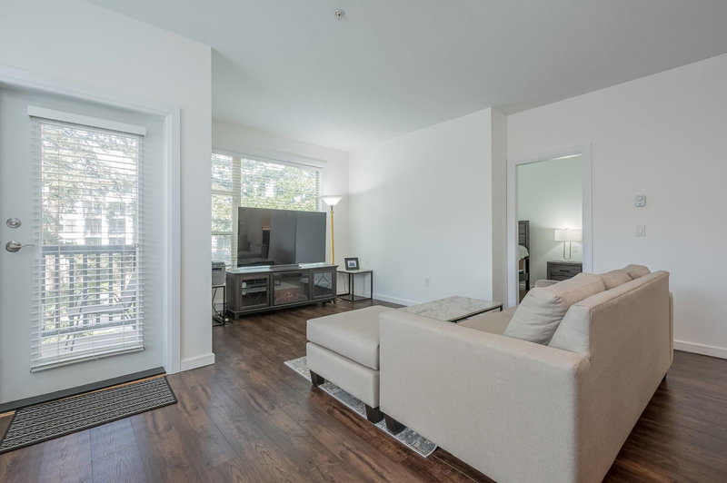 304 - 45530 Market Way, Chilliwack, V2R 0M5 | Image 3