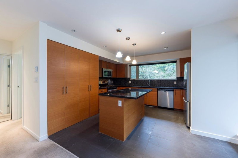 PH1 - 2832 Capilano Road, North Vancouver, V7R 4H5 | Image 3