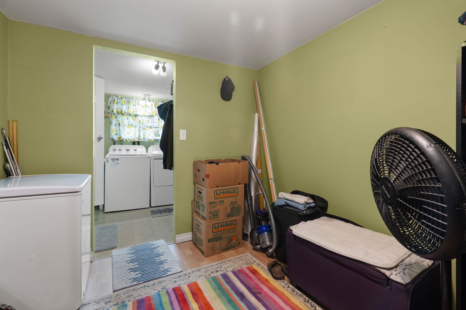 Listing Image 20