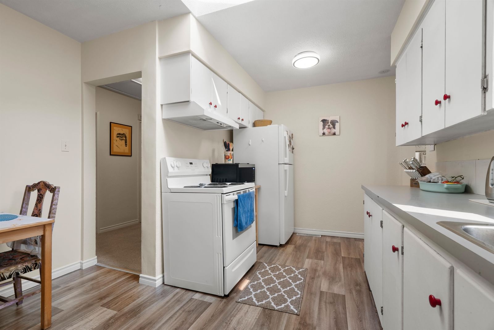 Listing Image 9