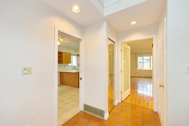 7203 Bridlewood Court