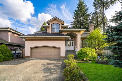 10123 157 Street | Surrey | Image