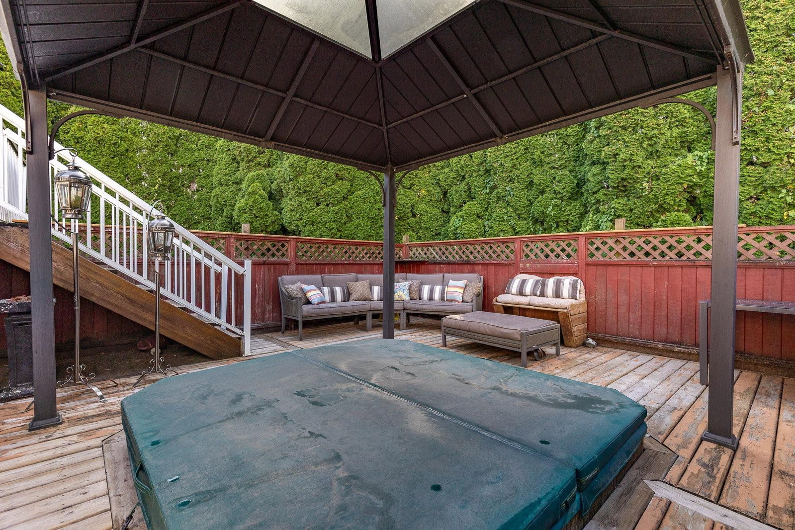 Listing Image 9