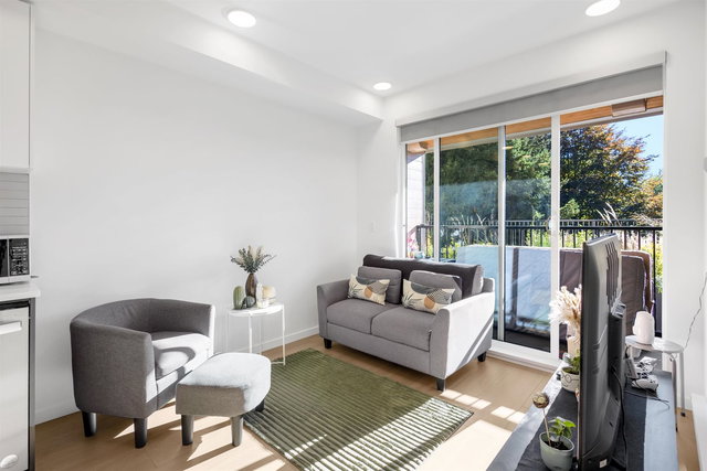 306 - 37994 2nd Avenue