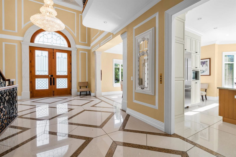 8233 Government Road, Burnaby, V5A 2E4 | Image 3