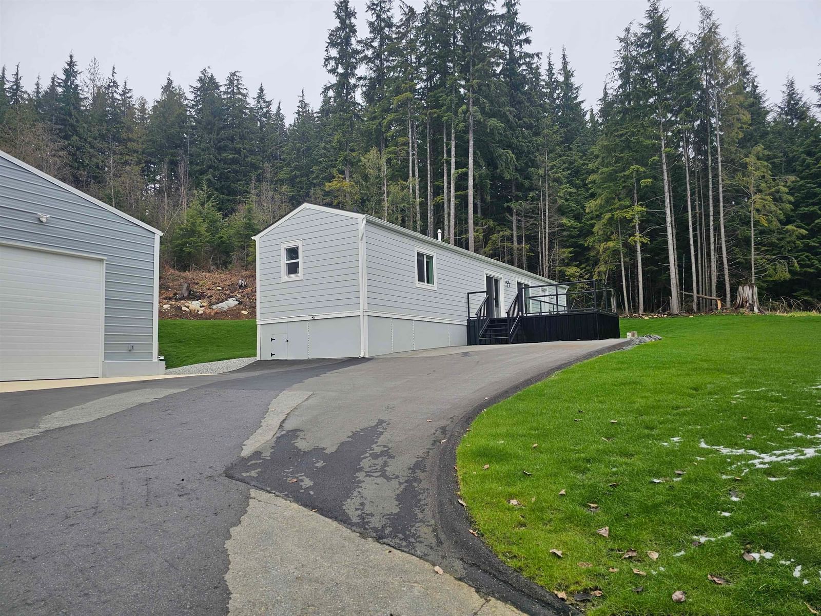 Listing Image 24