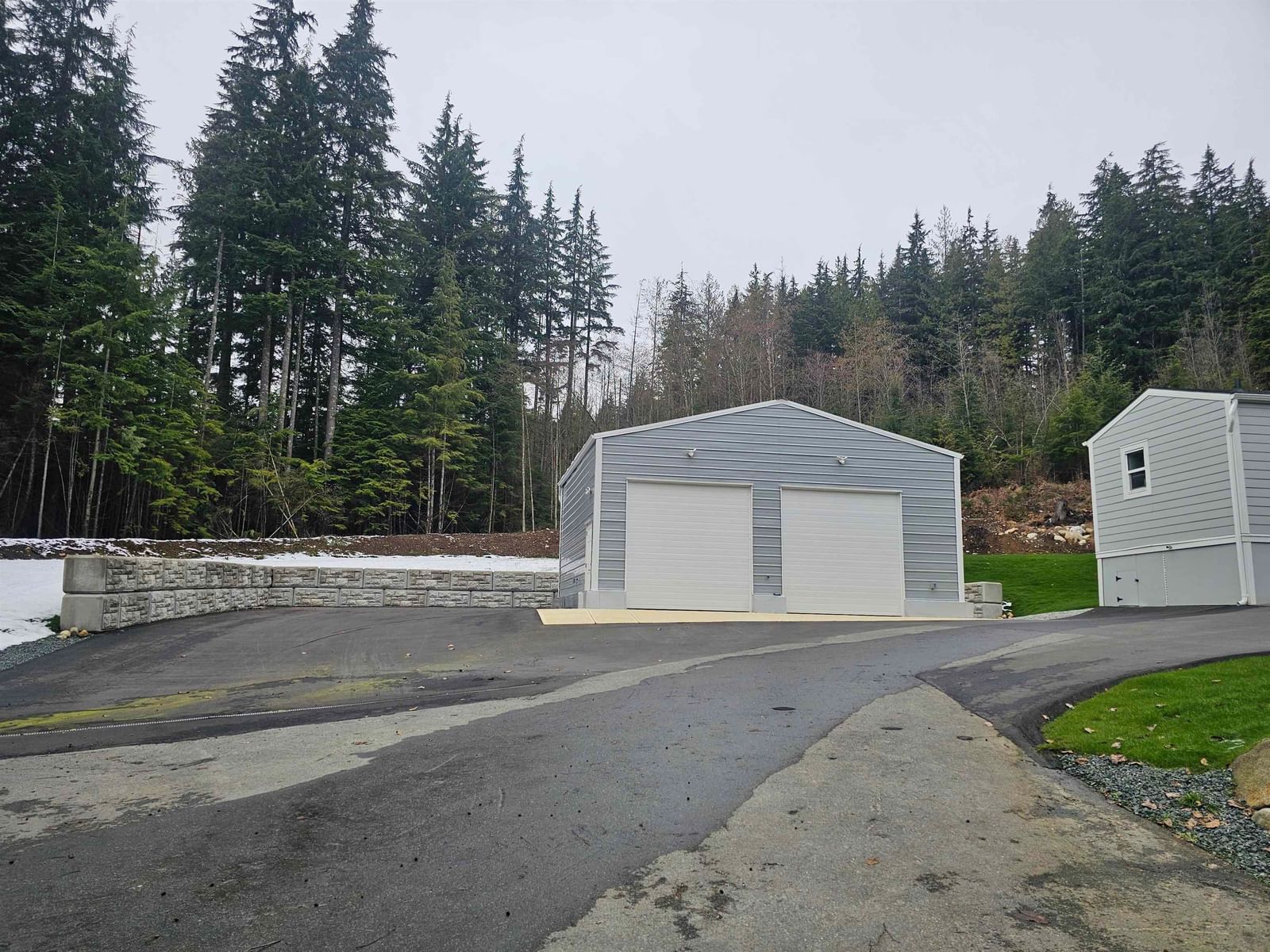 Listing Image 25