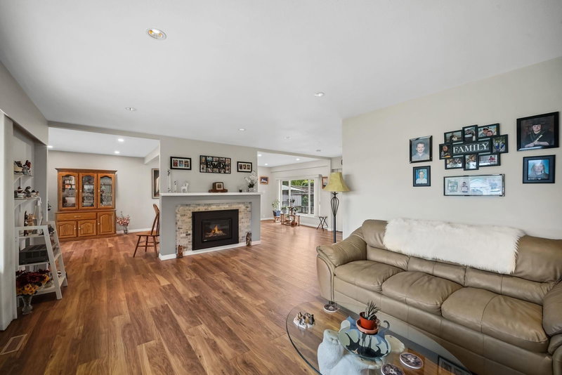 24322 46a Avenue, Langley, V2Z 2M3 | Image 3