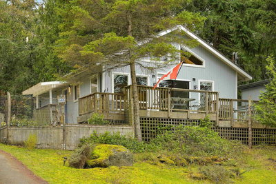 568 Bayview Drive | Mayne Island | Image