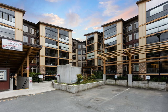 108 - 32445 Simon Avenue