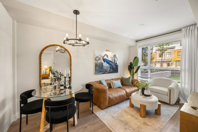 A126 - 8233 208b Street Street