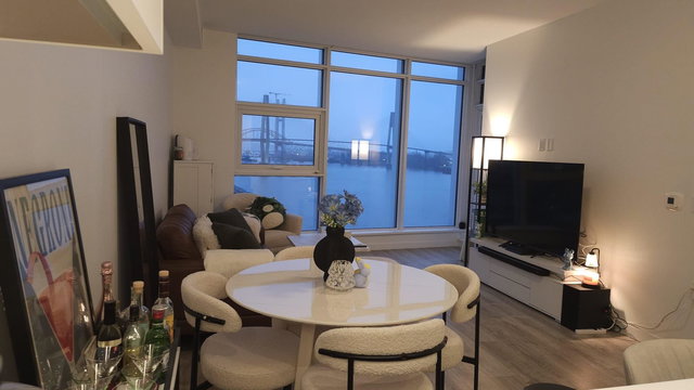 802 - 660 Quayside Drive