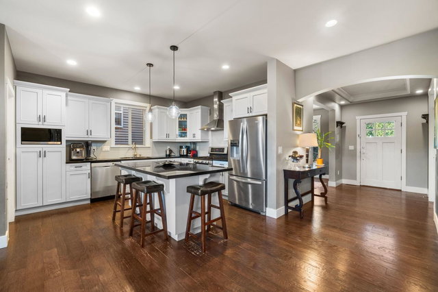 1386 Coast Meridian Road