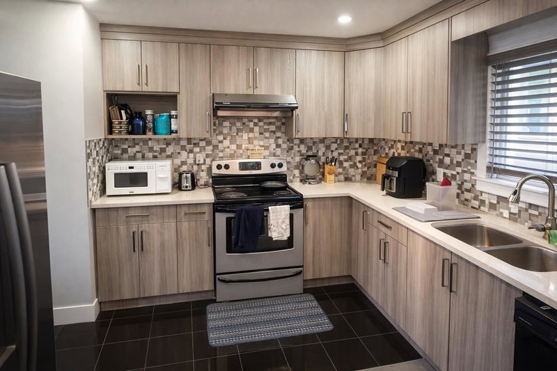 1960 Catalina Crescent, Abbotsford, V2T 3W1 | Image 2