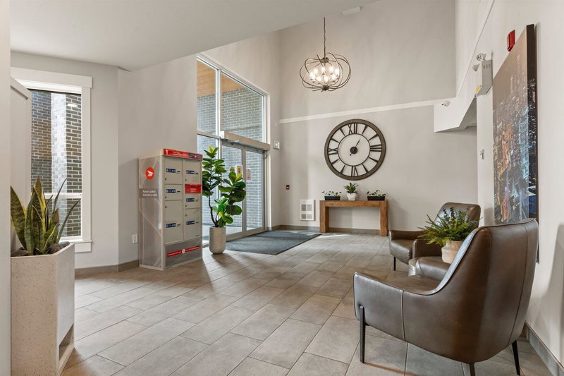 302 - 45761 Stevenson Road, Chilliwack, V2R 0Y7 | Image 2