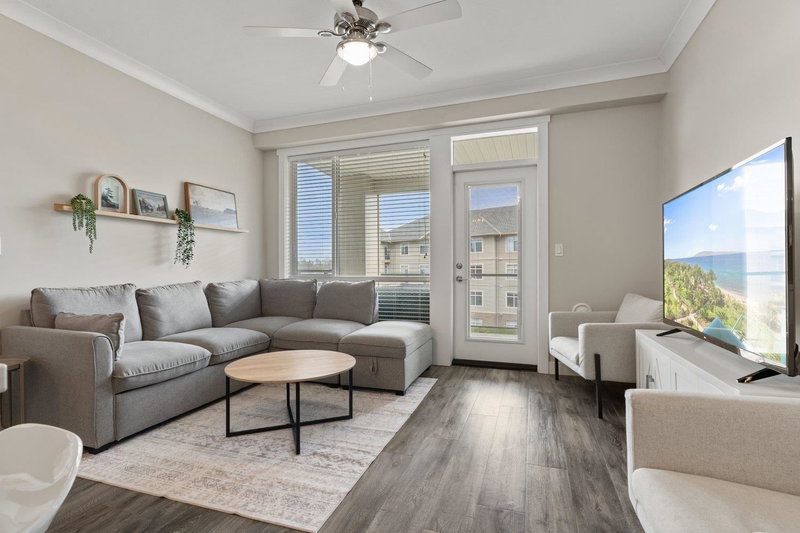 302 - 45761 Stevenson Road, Chilliwack, V2R 0Y7 | Image 3