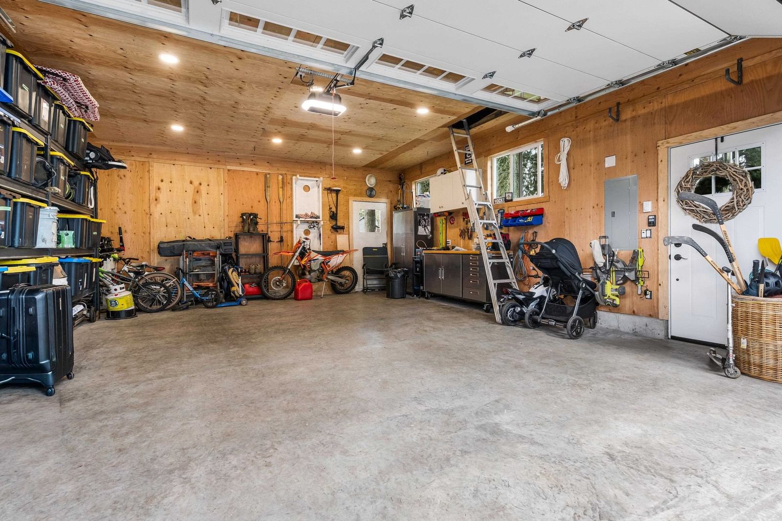Listing Image 34