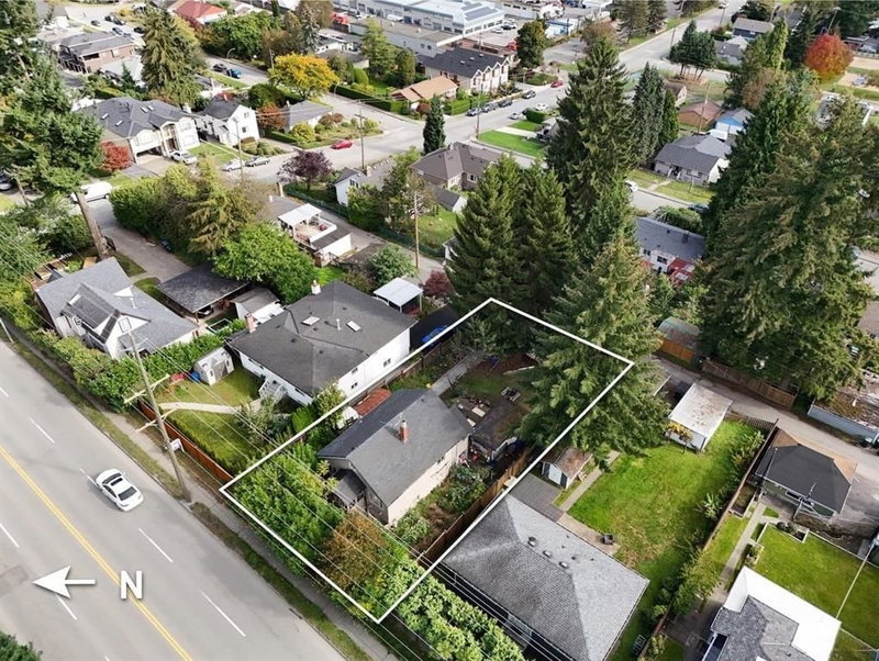 112 Tenth Avenue, New Westminster, V3L 2B1 | Image 2