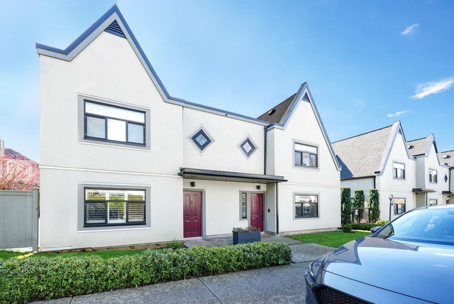 38 - 889 Tobruck Avenue