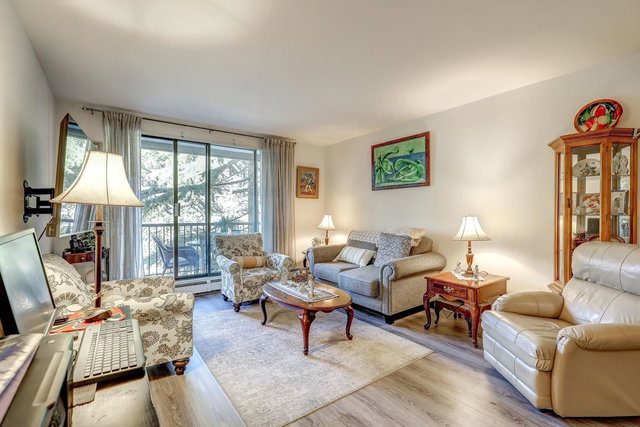 205 - 1740 Southmere Crescent