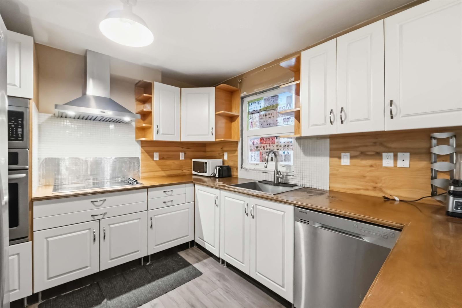 Listing Image 19