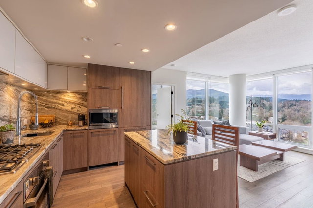 1702 - 680 Seylynn Crescent