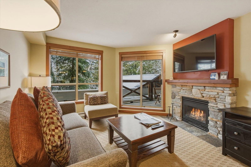 202(G1) - 4653 Blackcomb Way, Whistler, V8E 0Y9 | Image 3