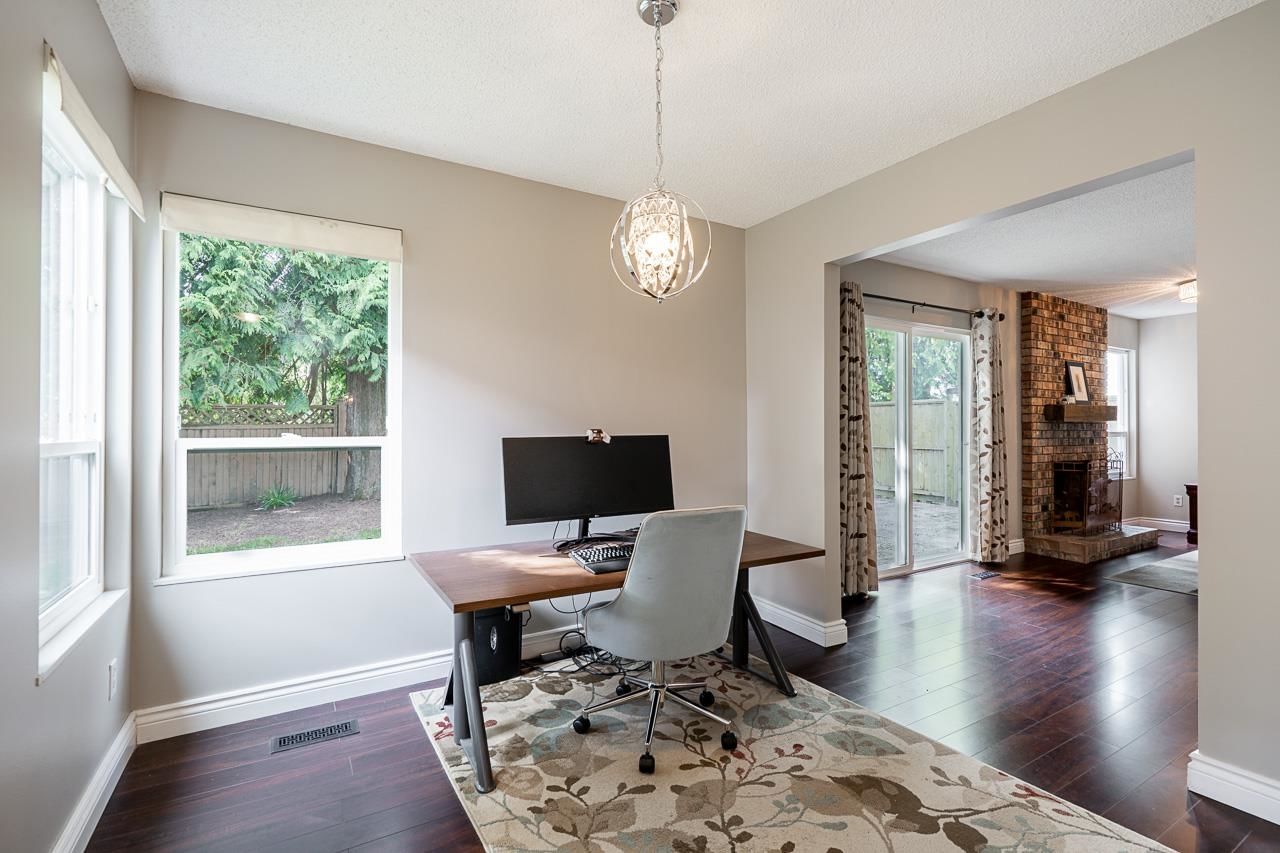 Listing Image 13