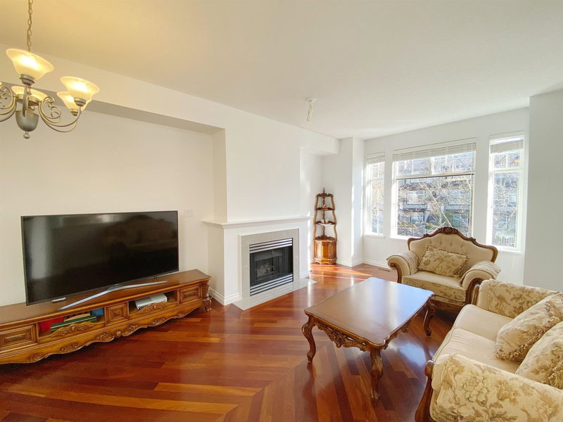 68 - 6888 Robson Drive, Richmond, V7C 5T6 | Image 2