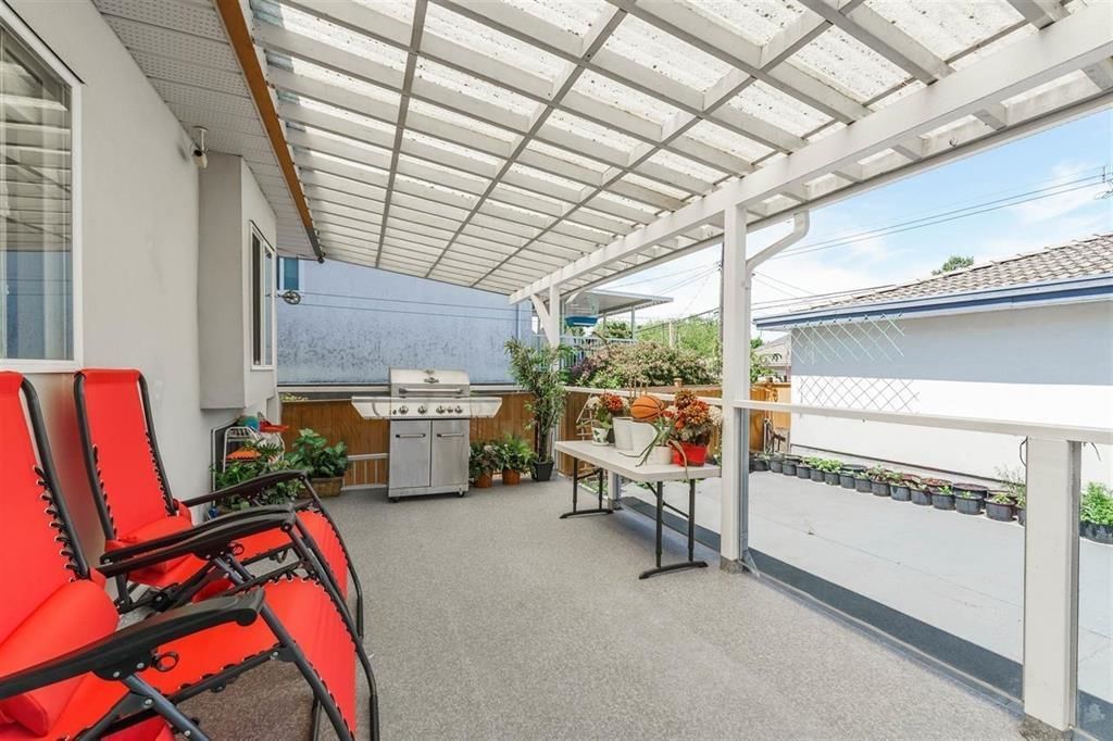 Listing Image 8