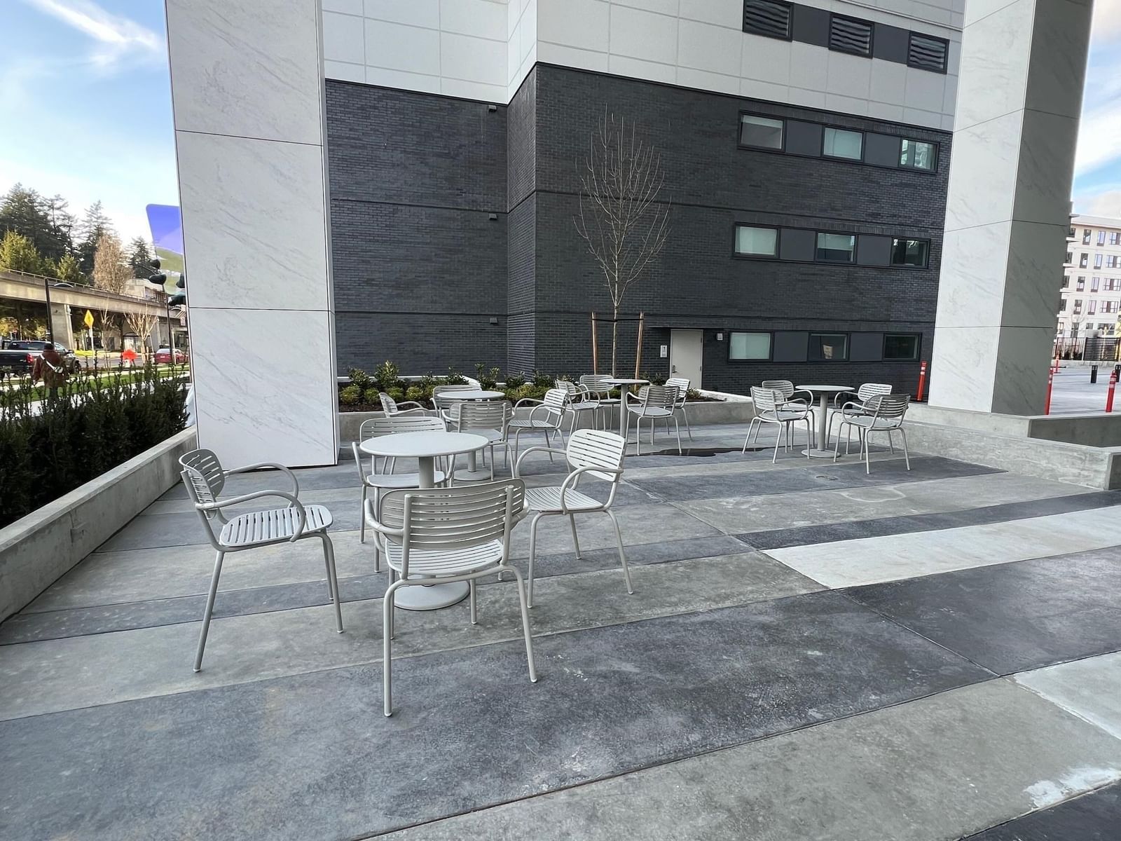 Listing Image 12